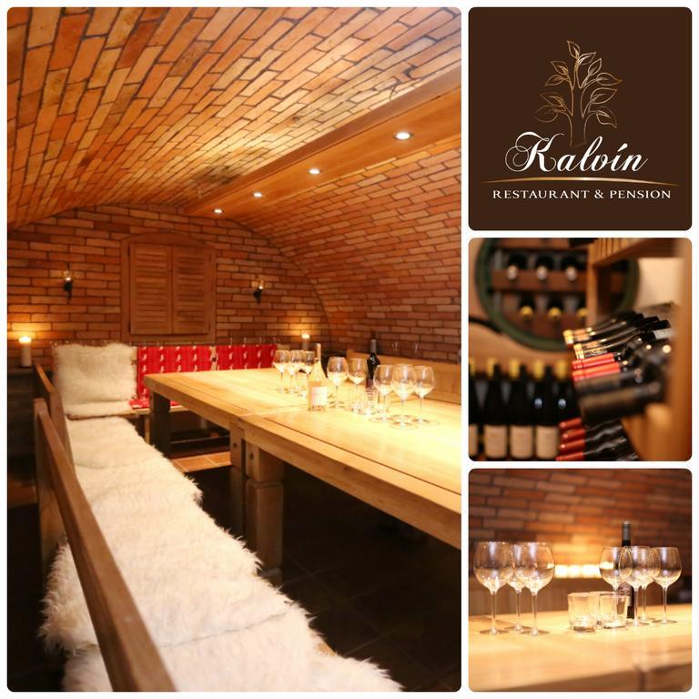 Kalvin Restaurant & Pension Dögös Kültér fotó