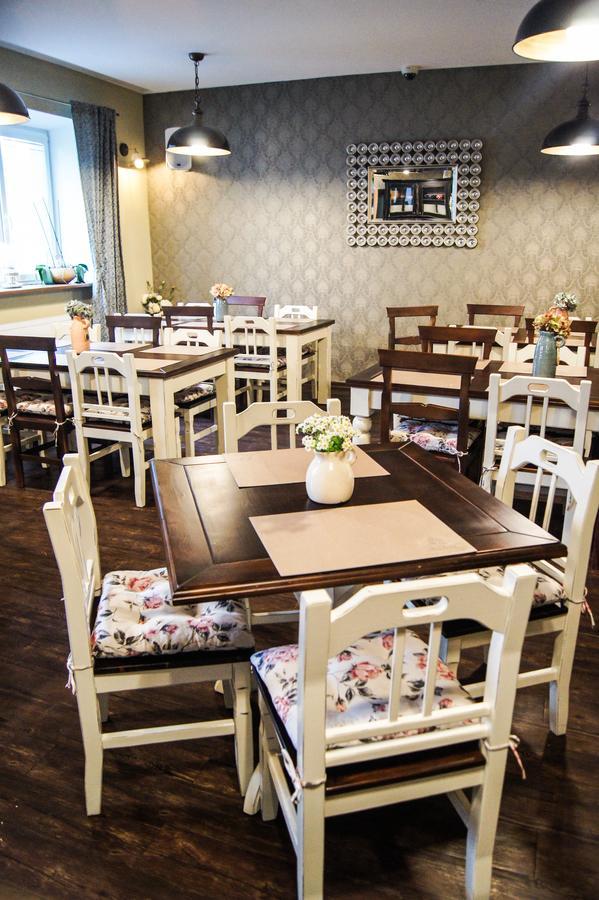 Kalvin Restaurant & Pension Dögös Kültér fotó
